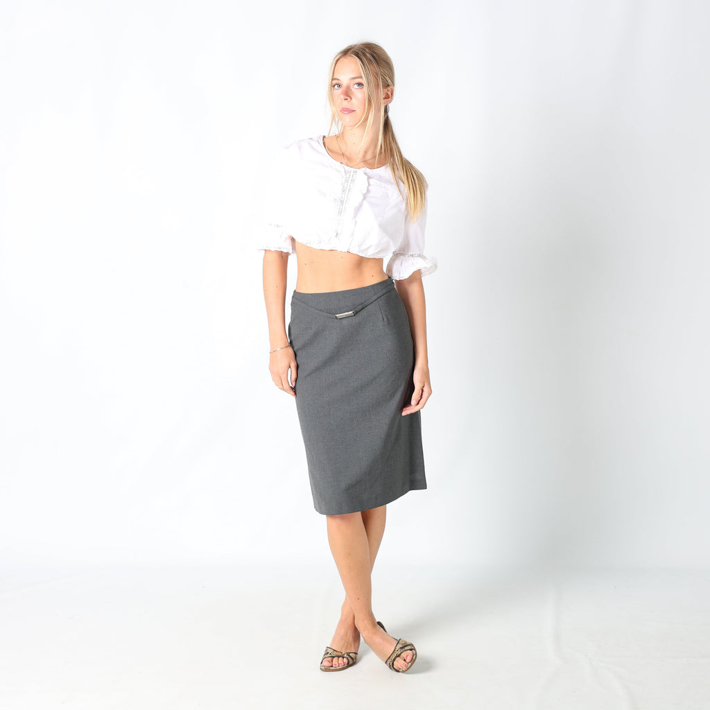 Charcoal Grey Y2K Moschino Formal Skirt Belt Detail (6)