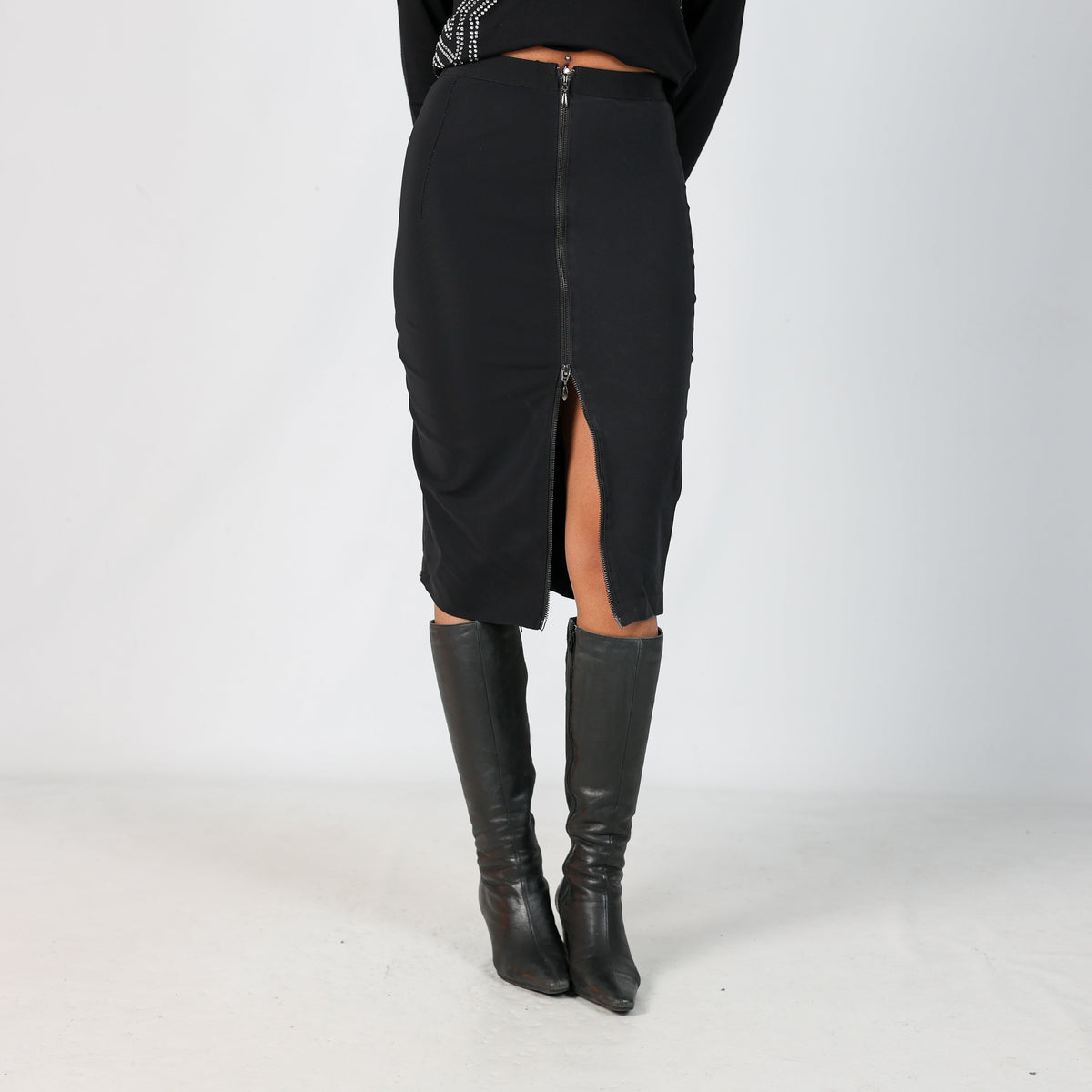 Black Y2K Formal Skirt (XS)