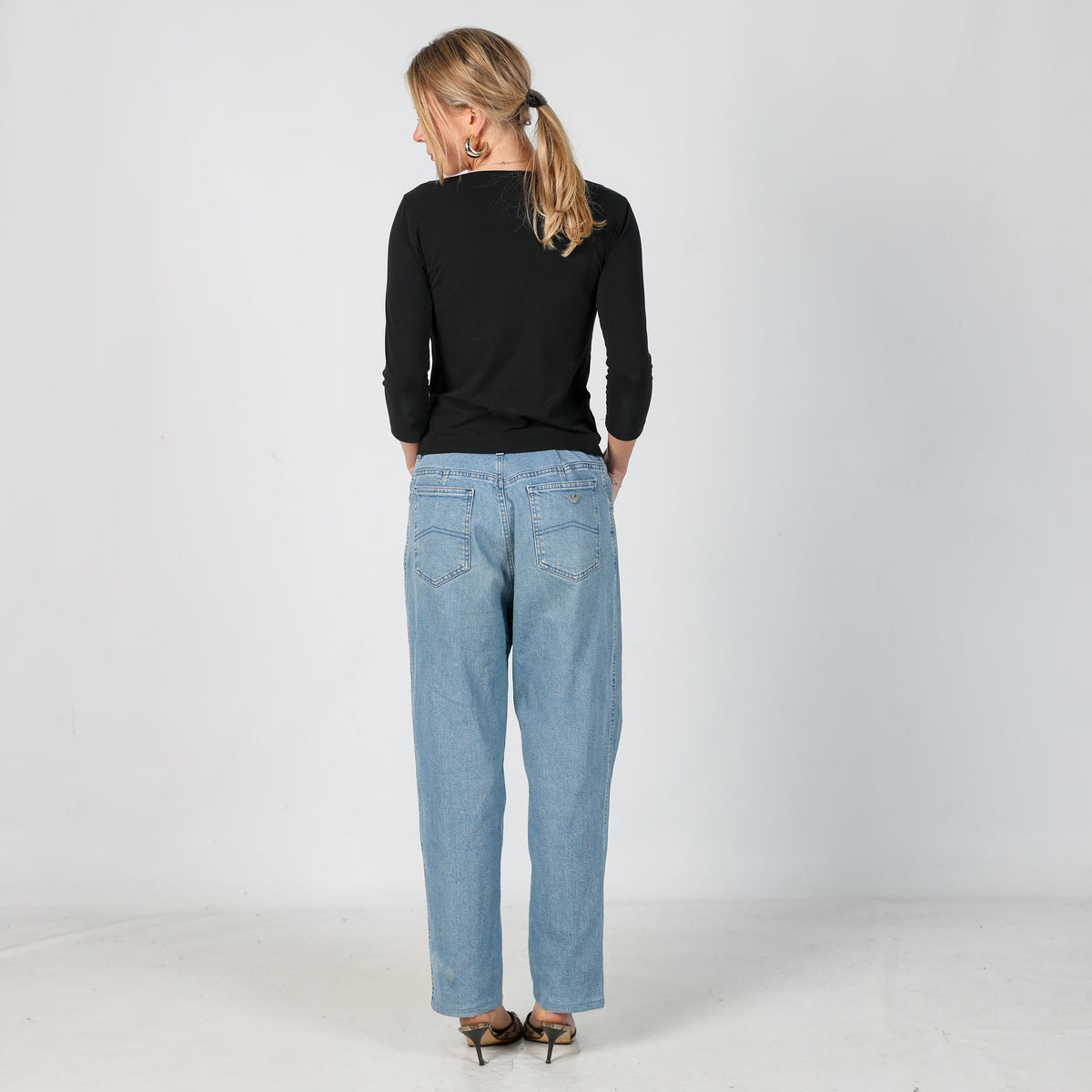 Light Blue Y2K Armani Jeans Mom Jeans (XS)