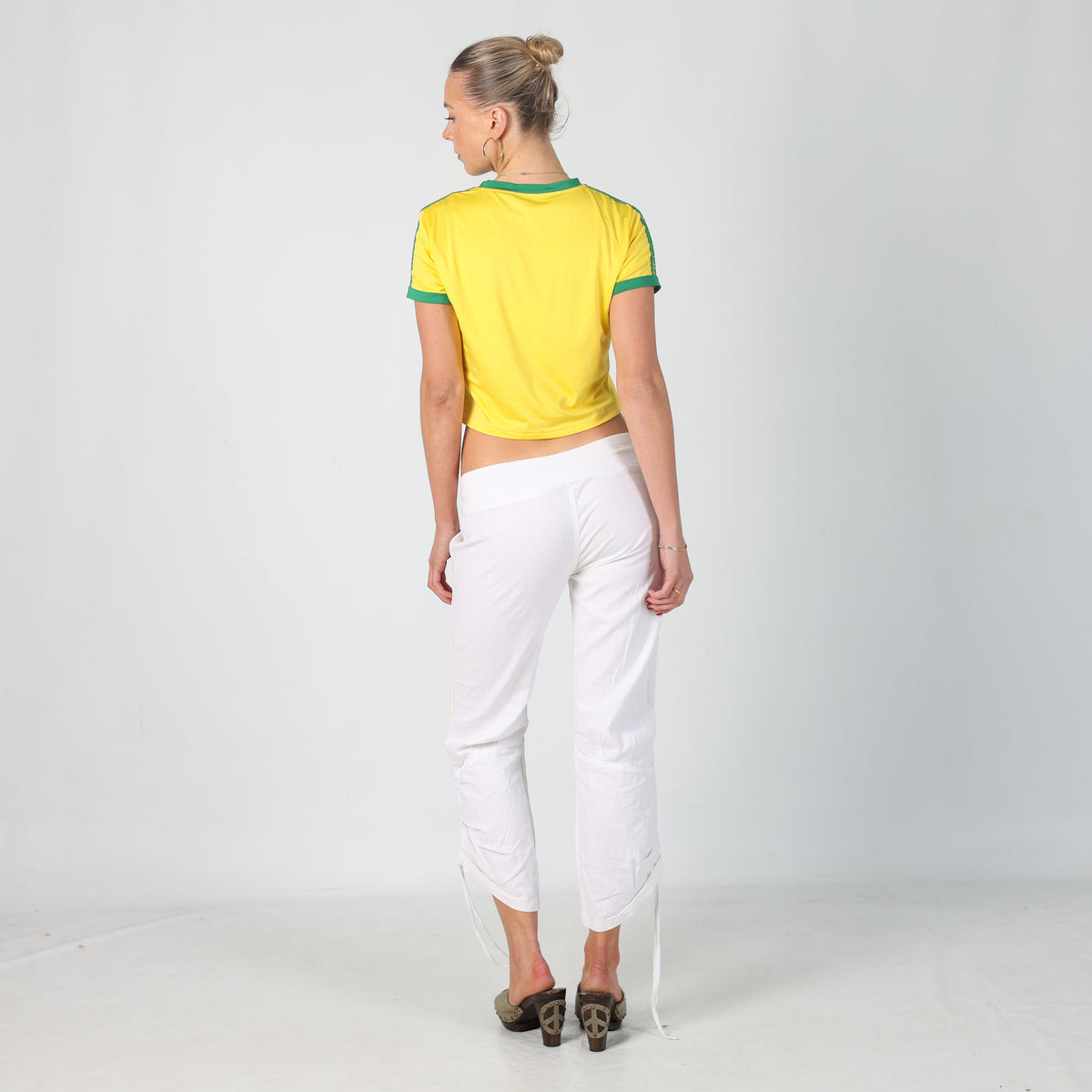 White Y2K Guess Jeans Capri Trouser (XS)