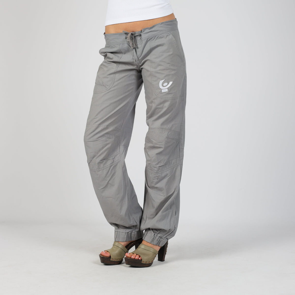 Grey Y2K Freddy Campus Cargo Pants (M)