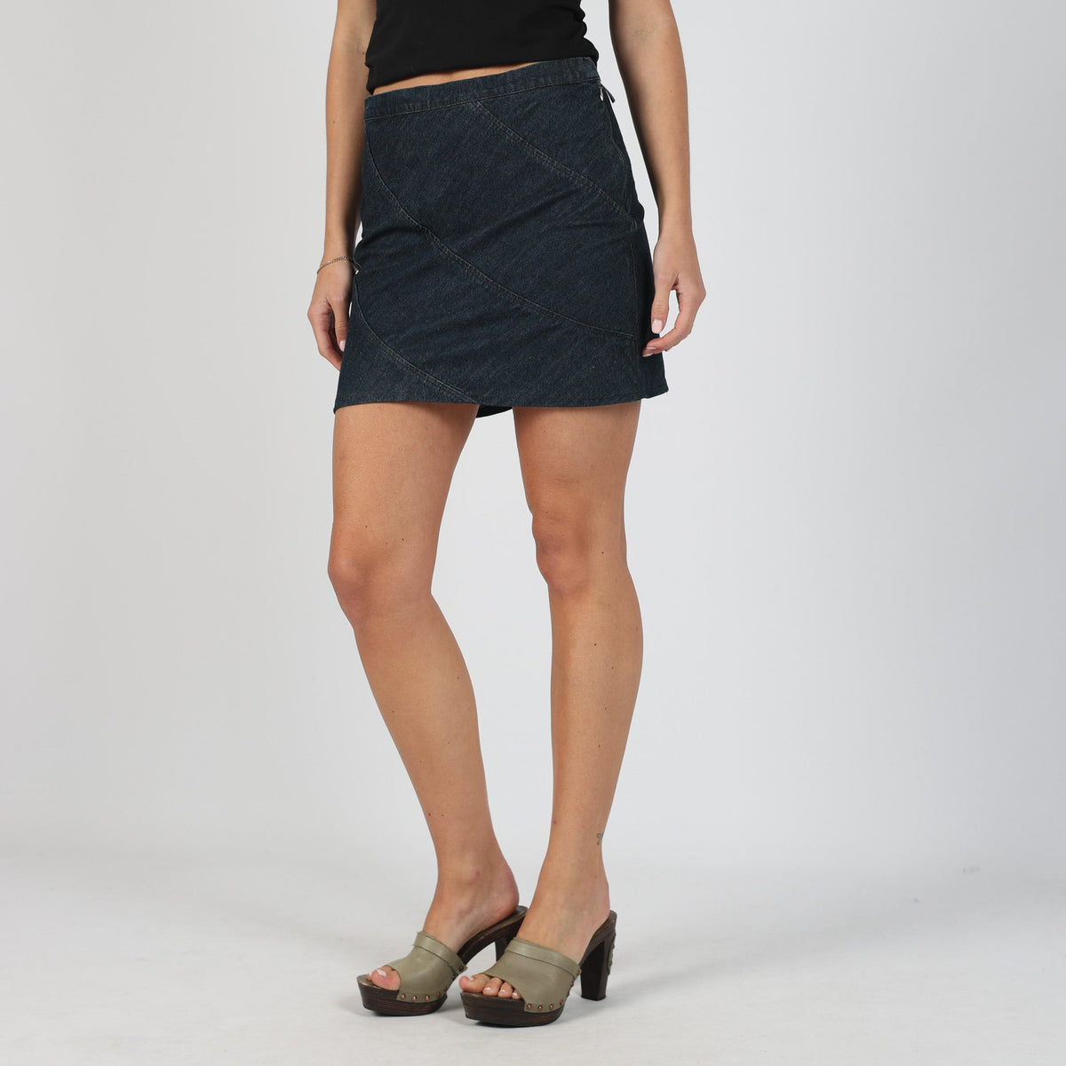 Blue Y2K Max&Co. Denim Mini Skirt (XS)