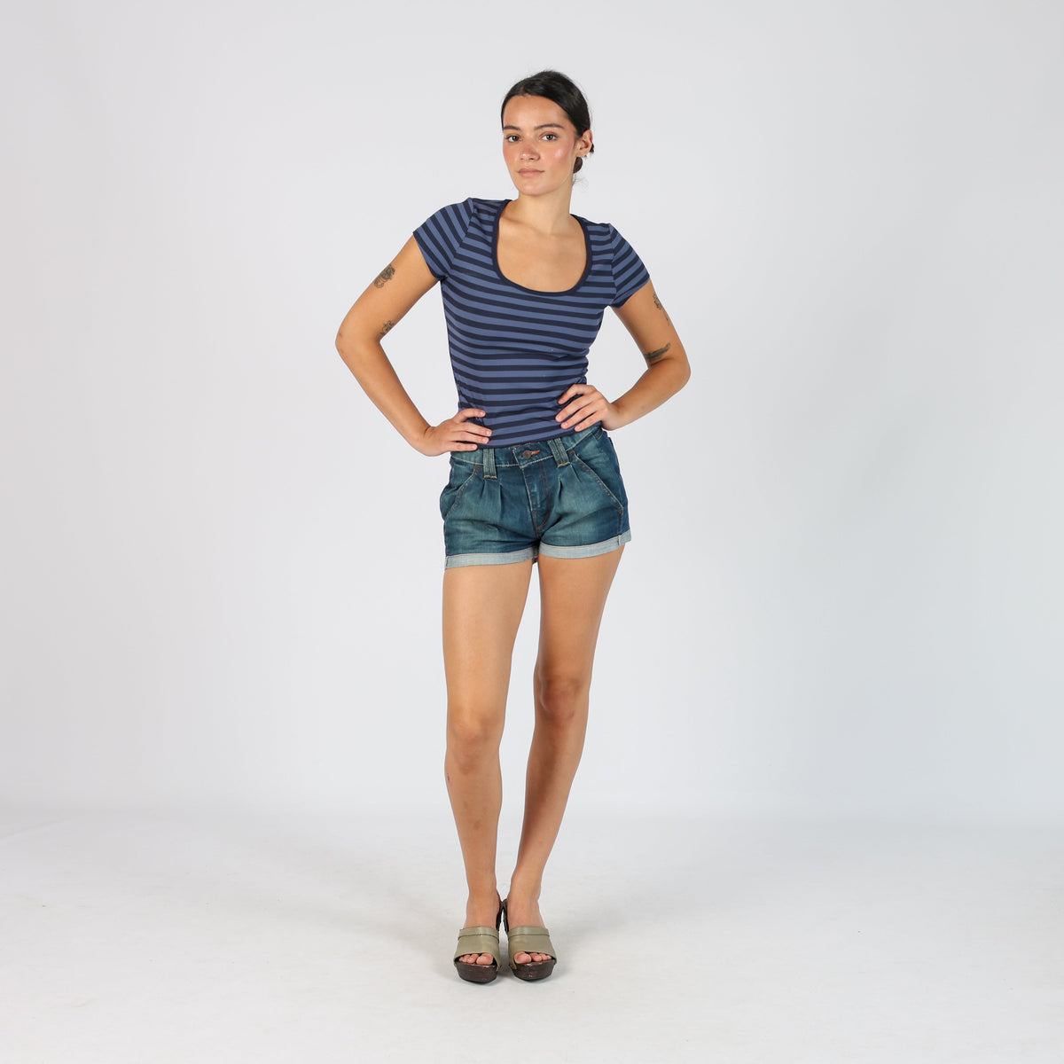 Blue Y2K Levi's Denim Shorts (S)