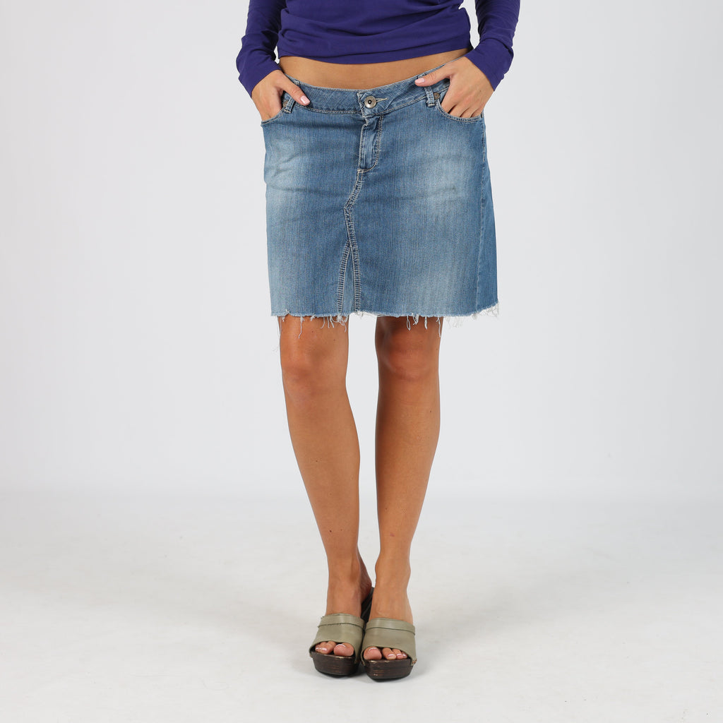 Blue Y2K Max&Co. Denim Mini Skirt (L)