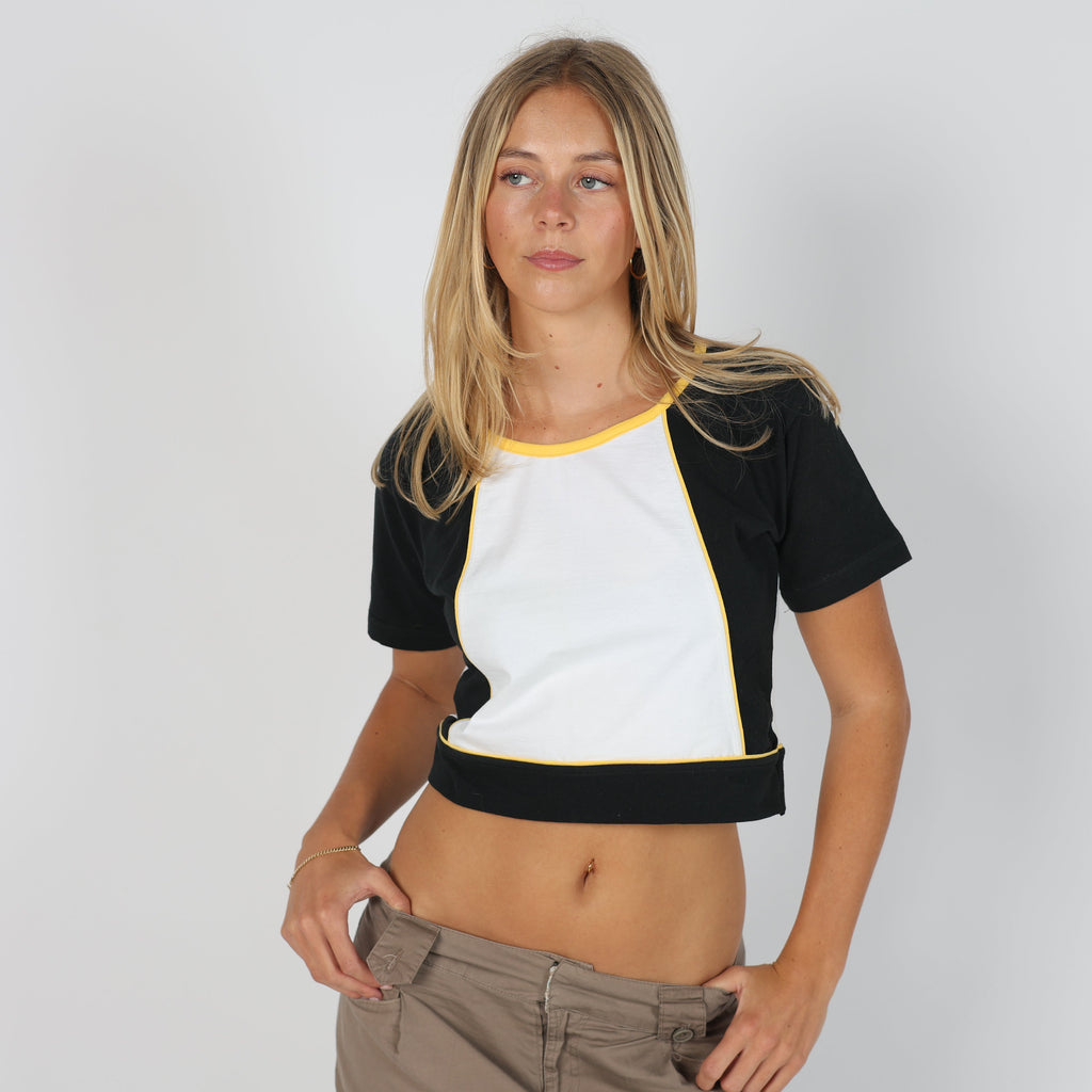 Black Y2K Savvy Sports T-shirt (L)