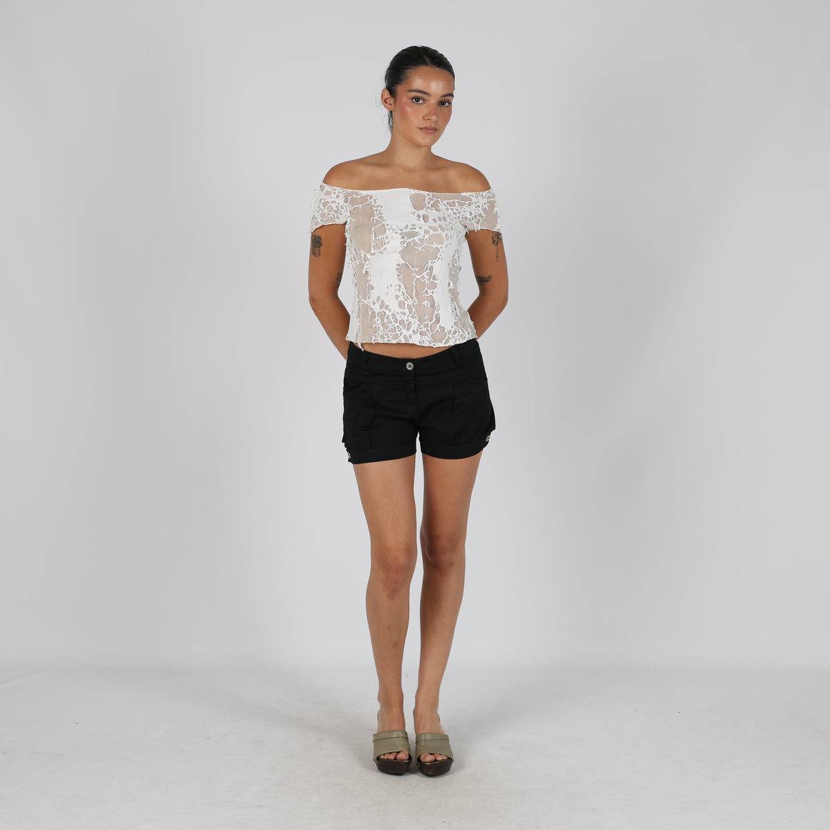 Black Y2K Made in Italy Woven Shorts (6)