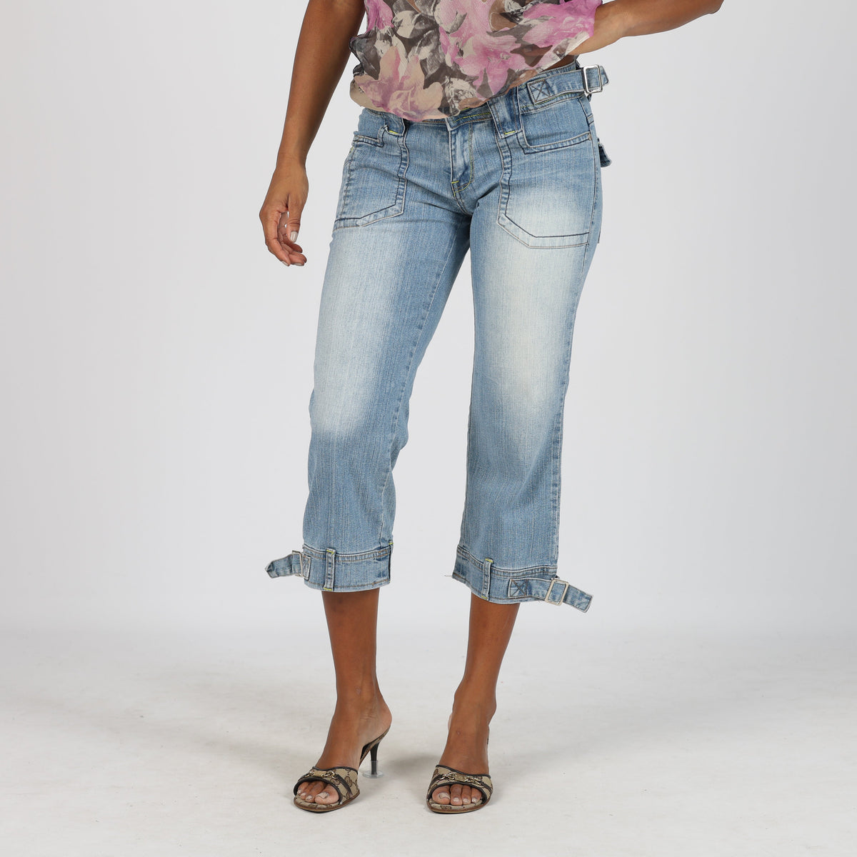 Light Blue Y2K Miss Passion 3/4 Jeans (XS)
