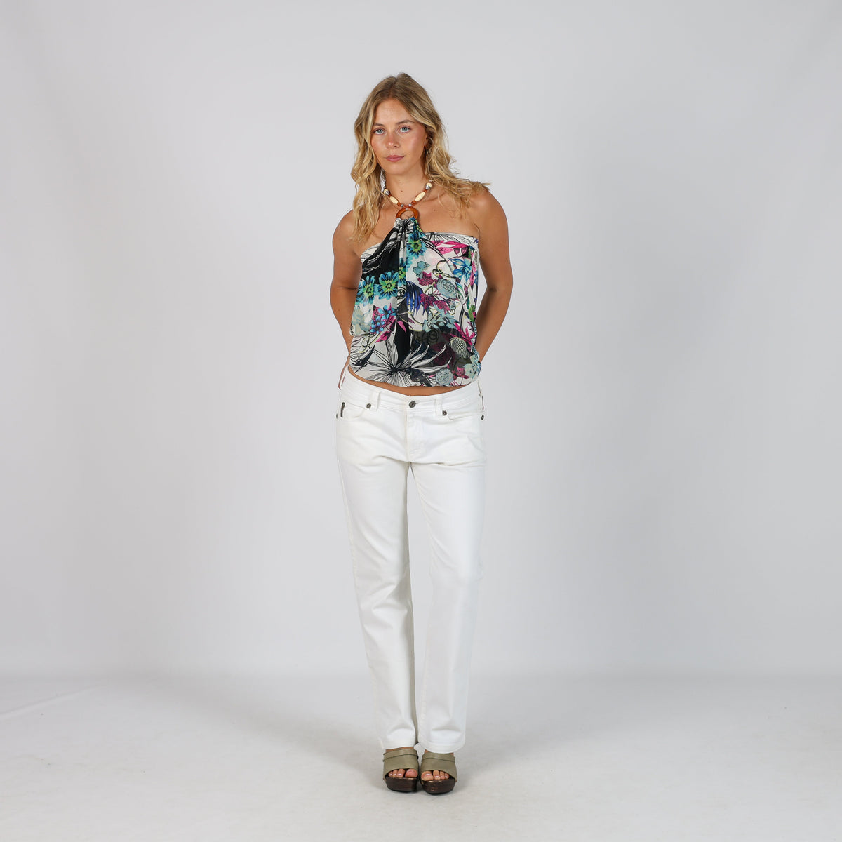 White Y2K Armani Jeans Straight Jeans (S)