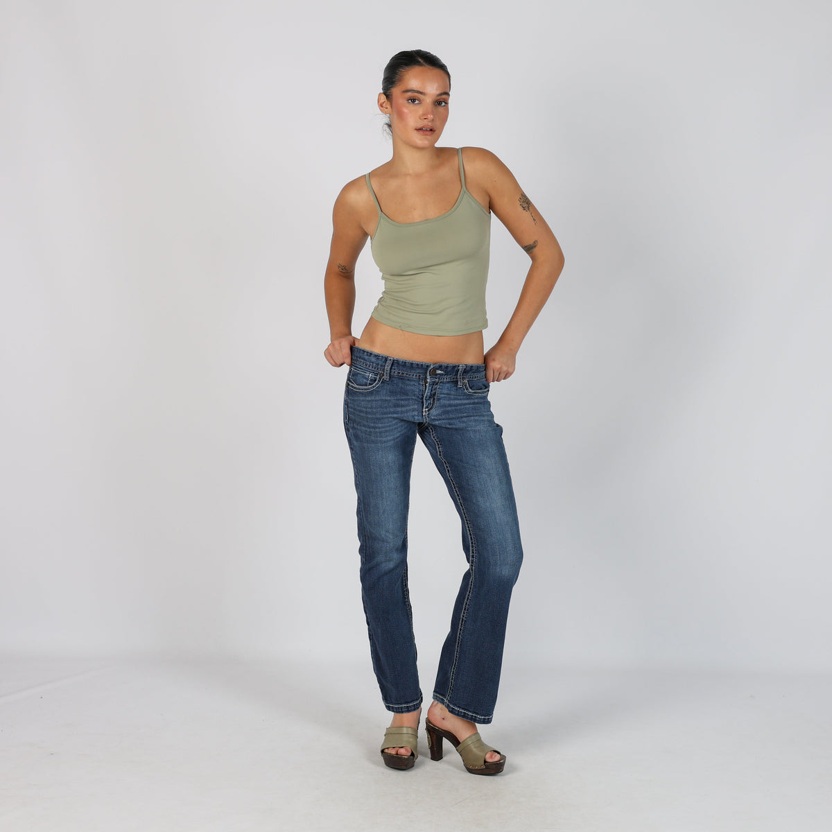Blue Y2K Maurices Bootcut Jeans (M)