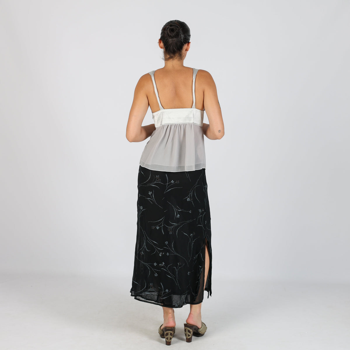 Black Y2K Woven Maxi Skirt (XS)