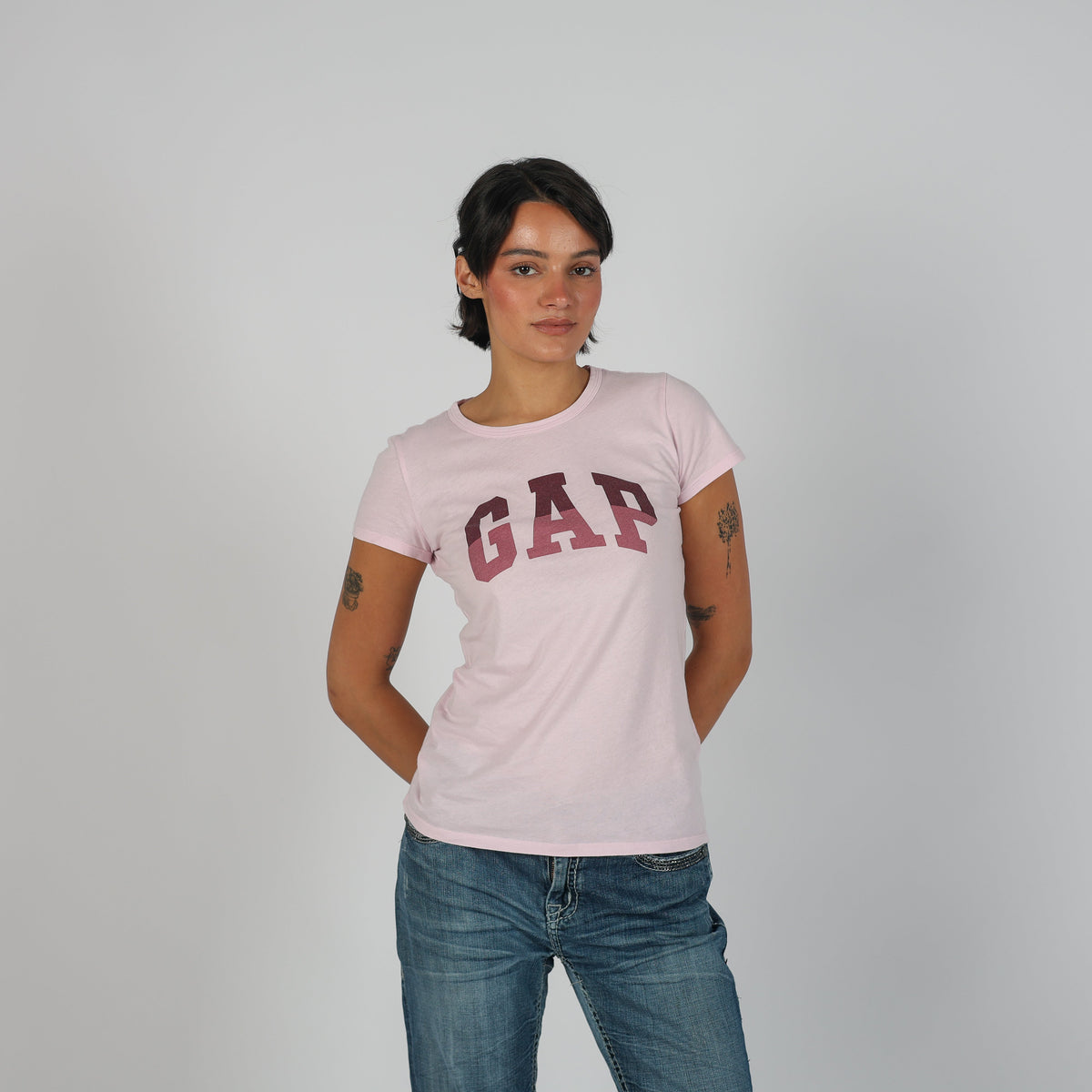 Baby Pink Y2K Gap T-shirt (S)