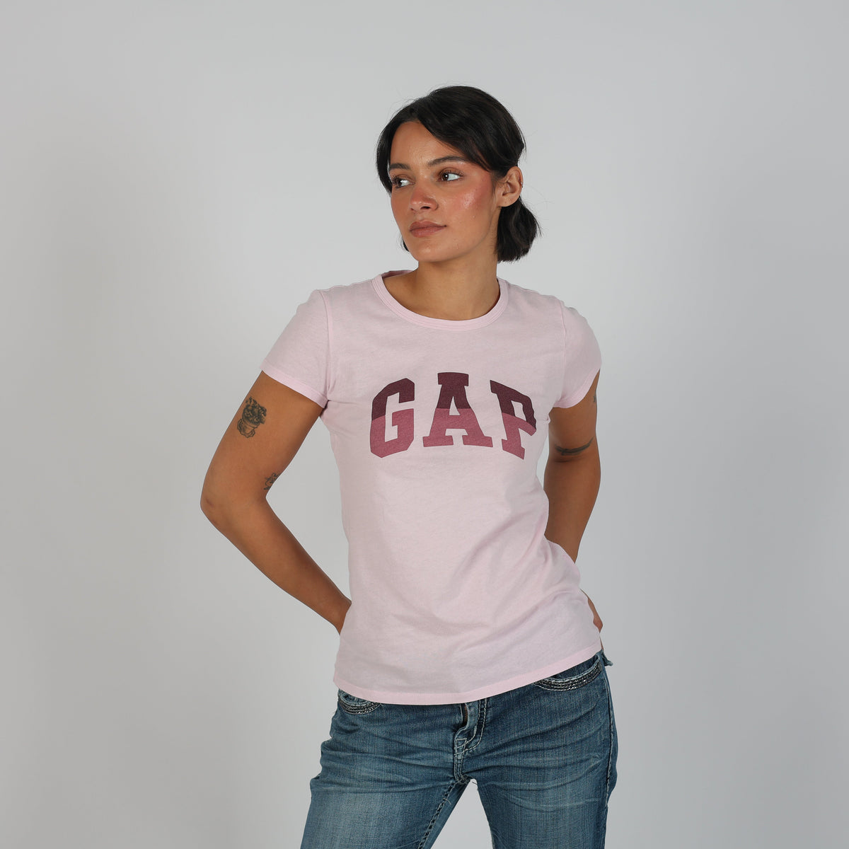 Baby Pink Y2K Gap T-shirt (S)