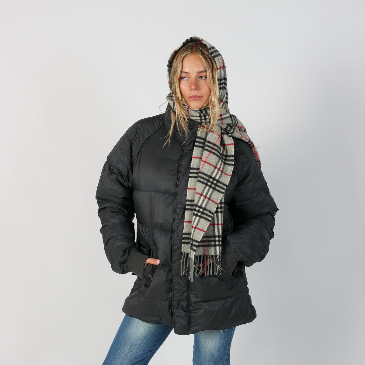 Black Y2K Armani Jeans Puffer Jacket (L)