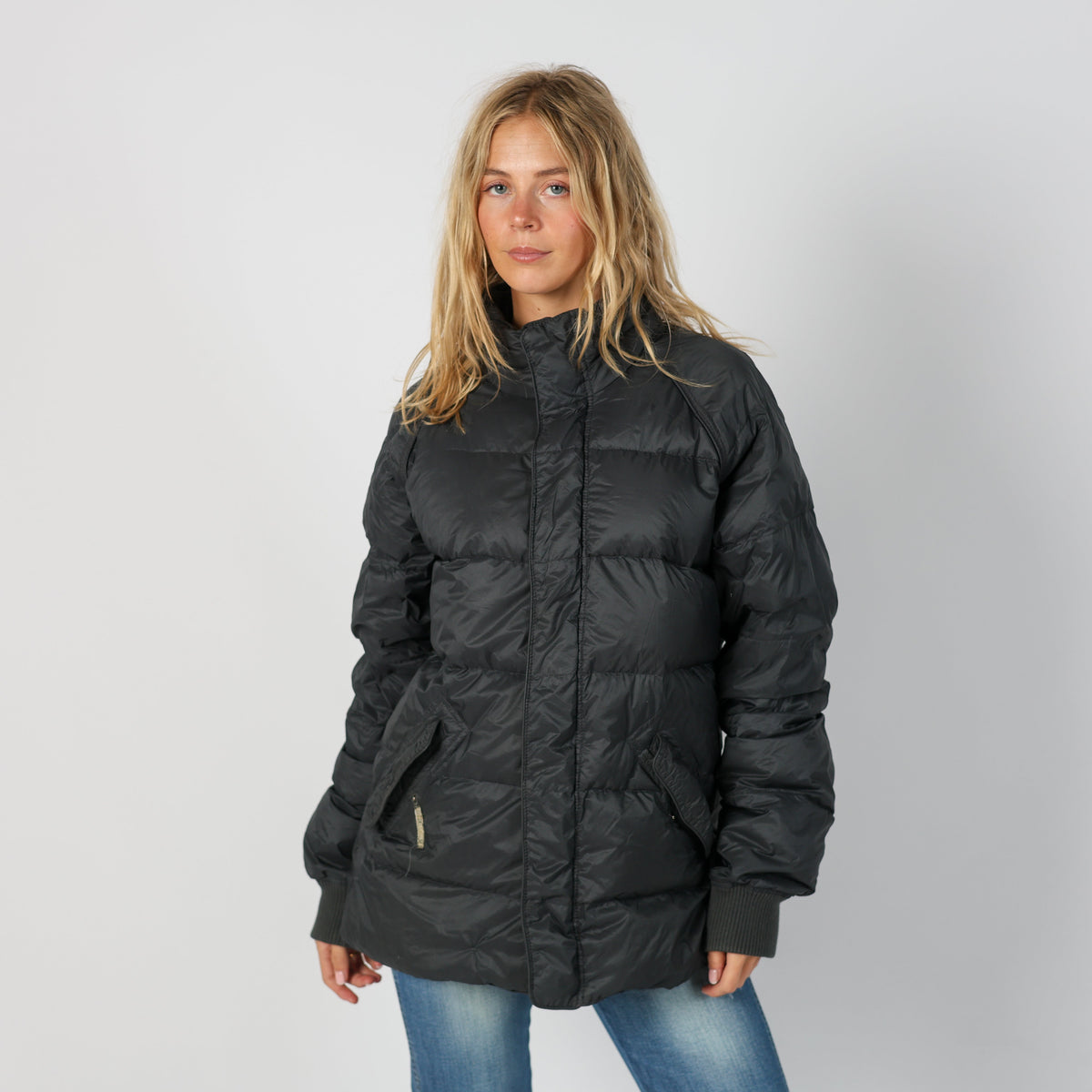 Black Y2K Armani Jeans Puffer Jacket (L)