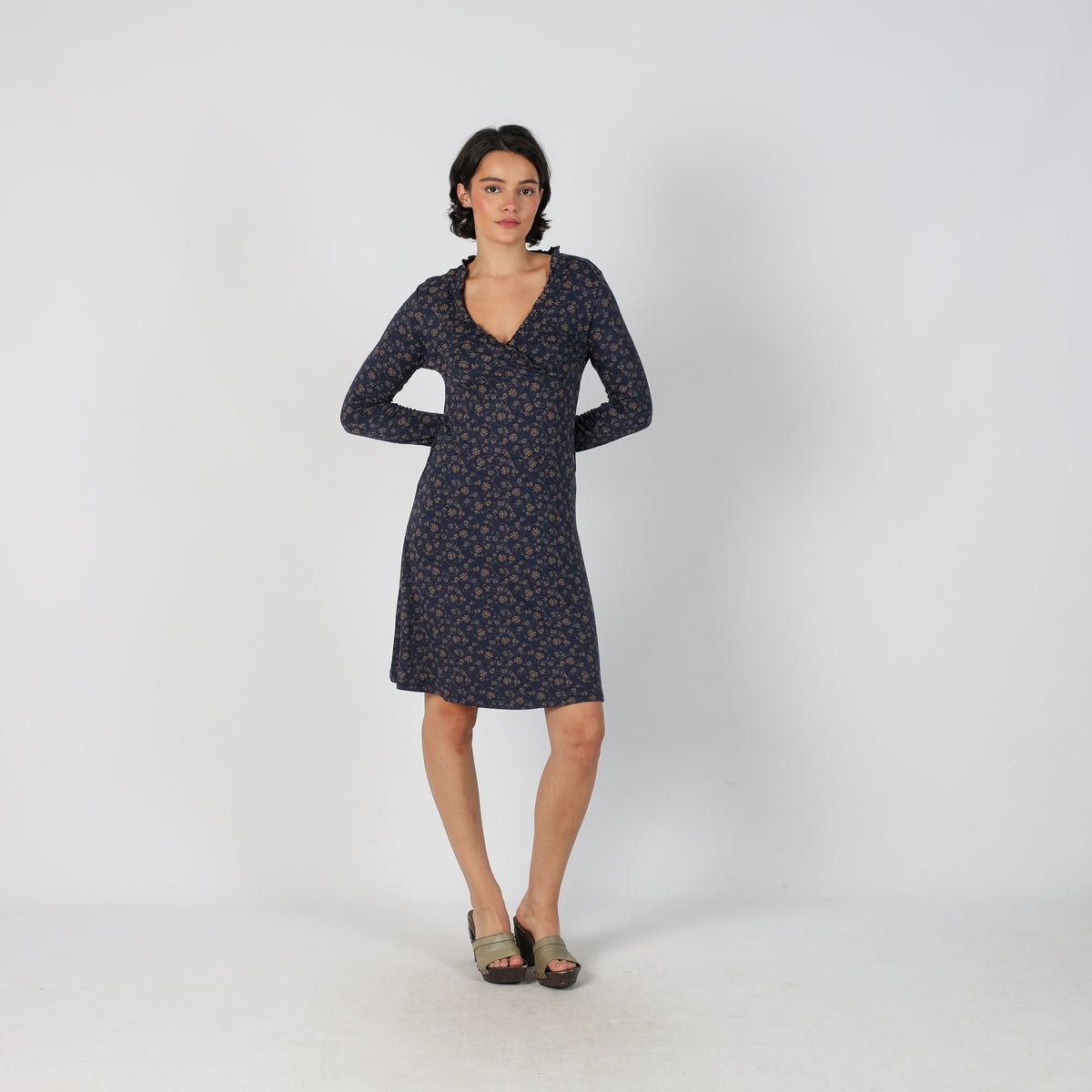 Blue Y2K Marlboro Classics Woven Midi Dress (M)