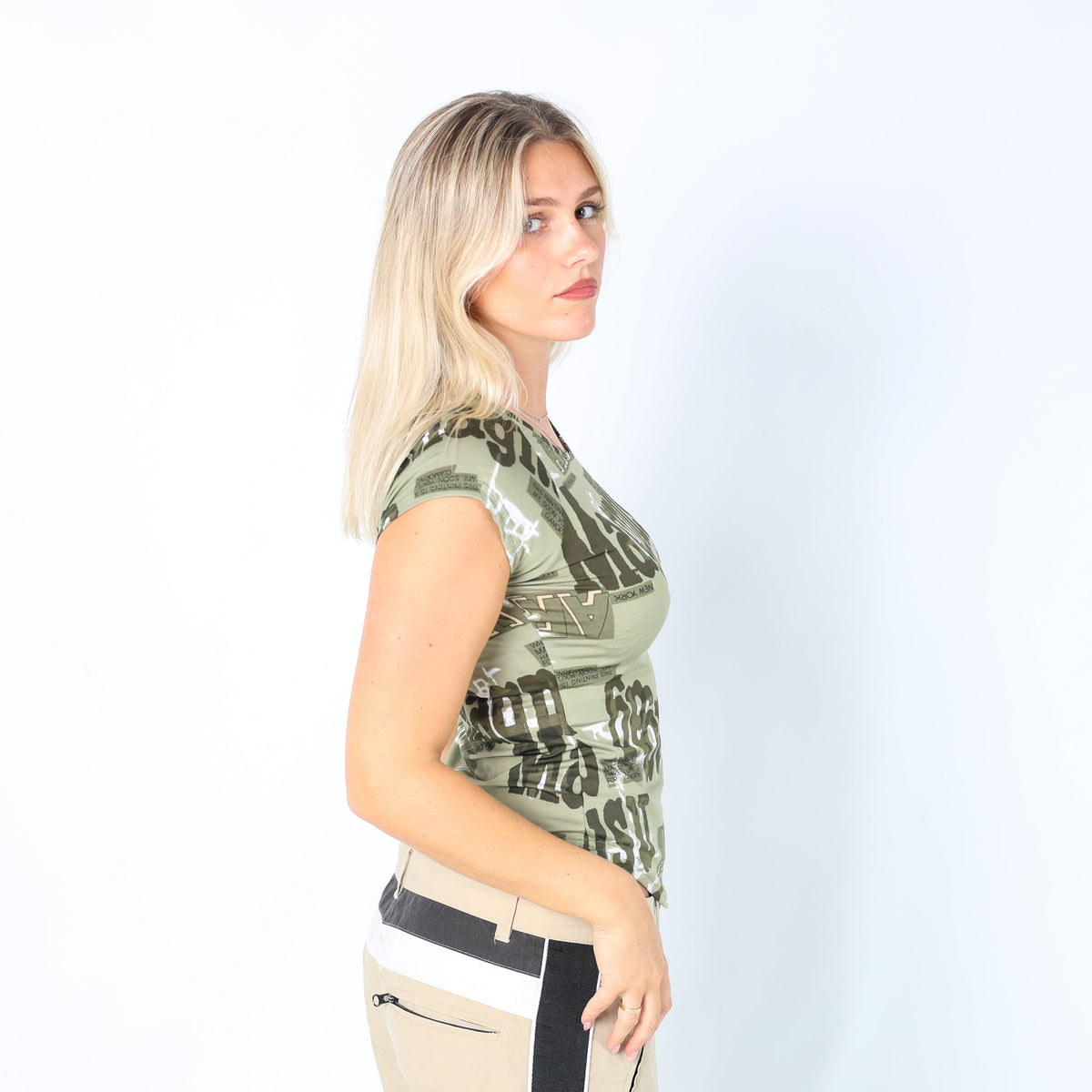 Light Green Y2K Made in Italy T-shirt (M)