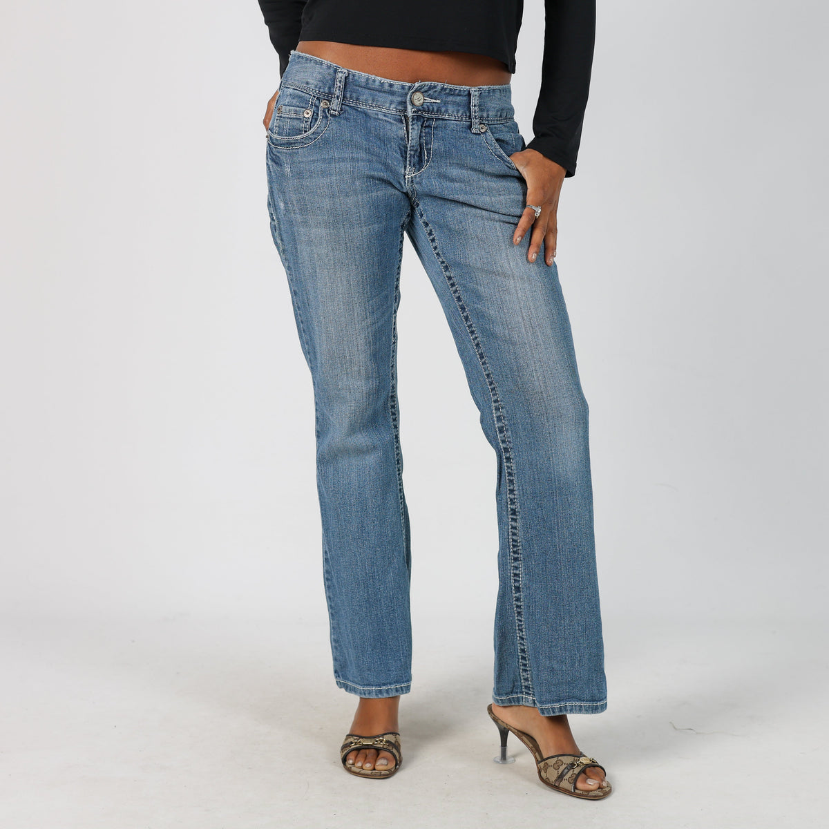 Light Blue Y2K Maurices Straight Jeans (S)