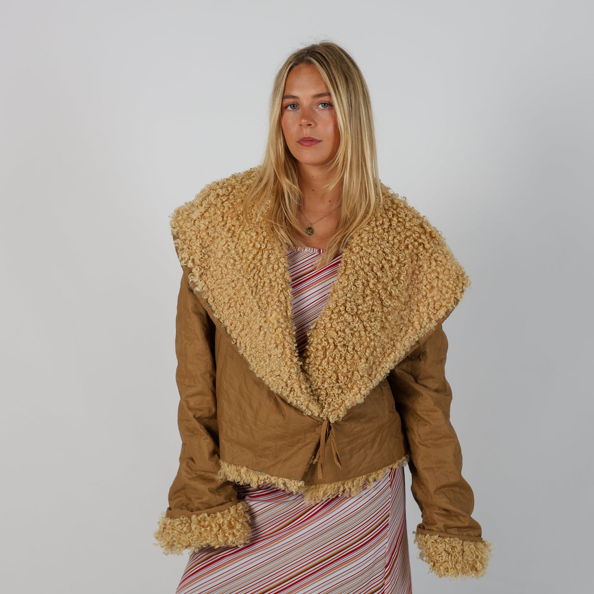 Beige Y2K Afghan Coat tie front (L)