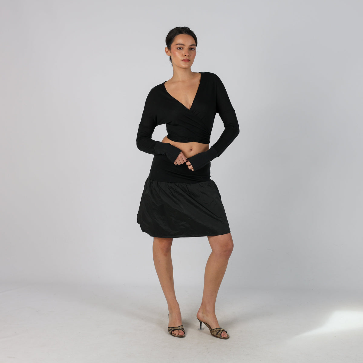 Black Y2K Habana Woven Mini Skirt (S)