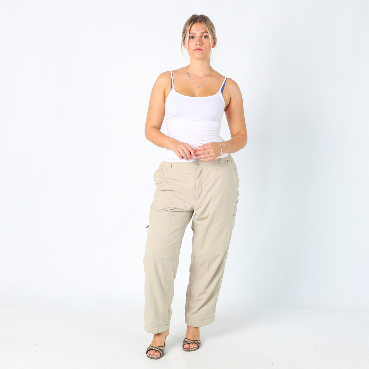 Beige Y2K Columbia Baggy Tech Pants (M)