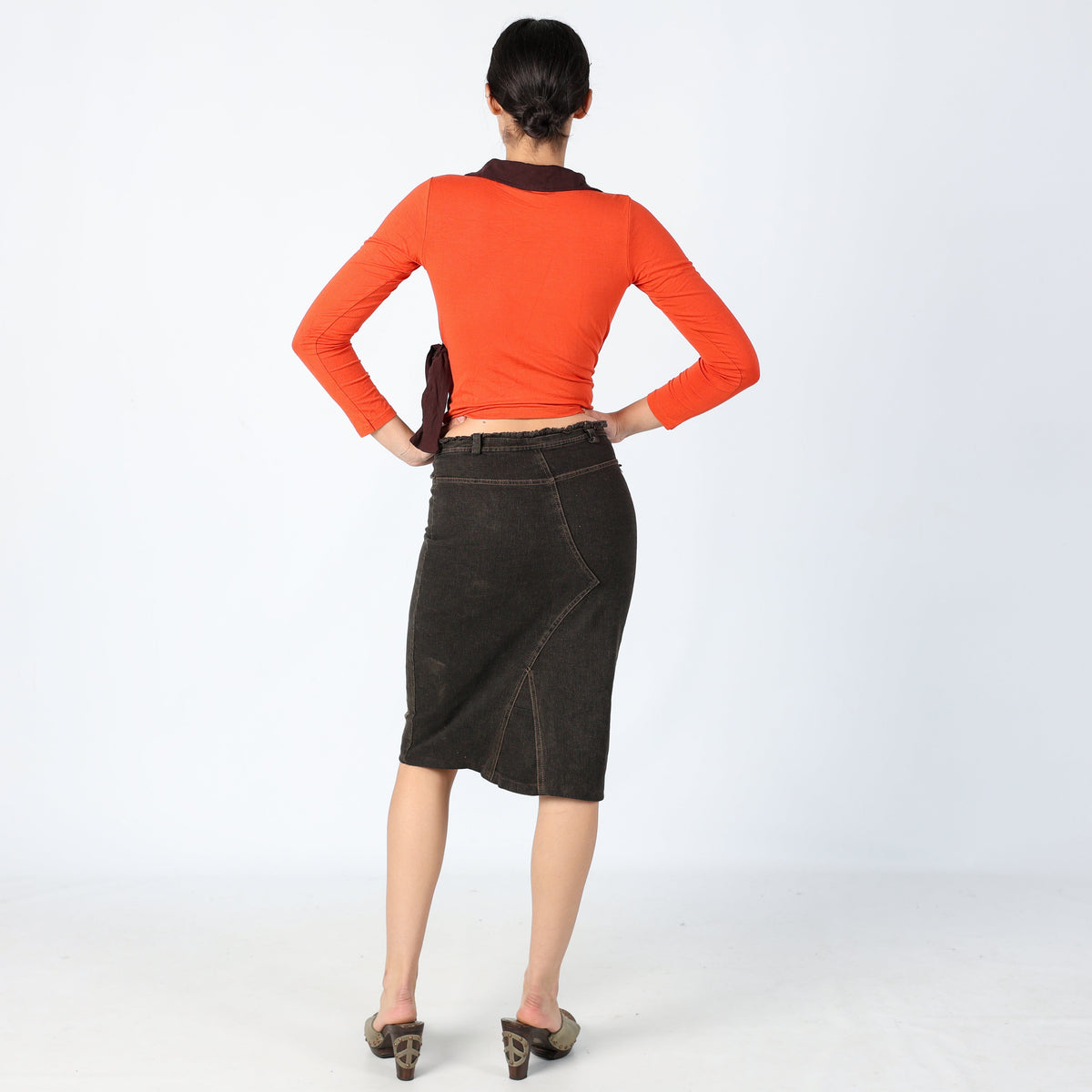 Brown 90s Denim Midi Skirt Italian, Floral print, Diamontes, Unique 90s (6)