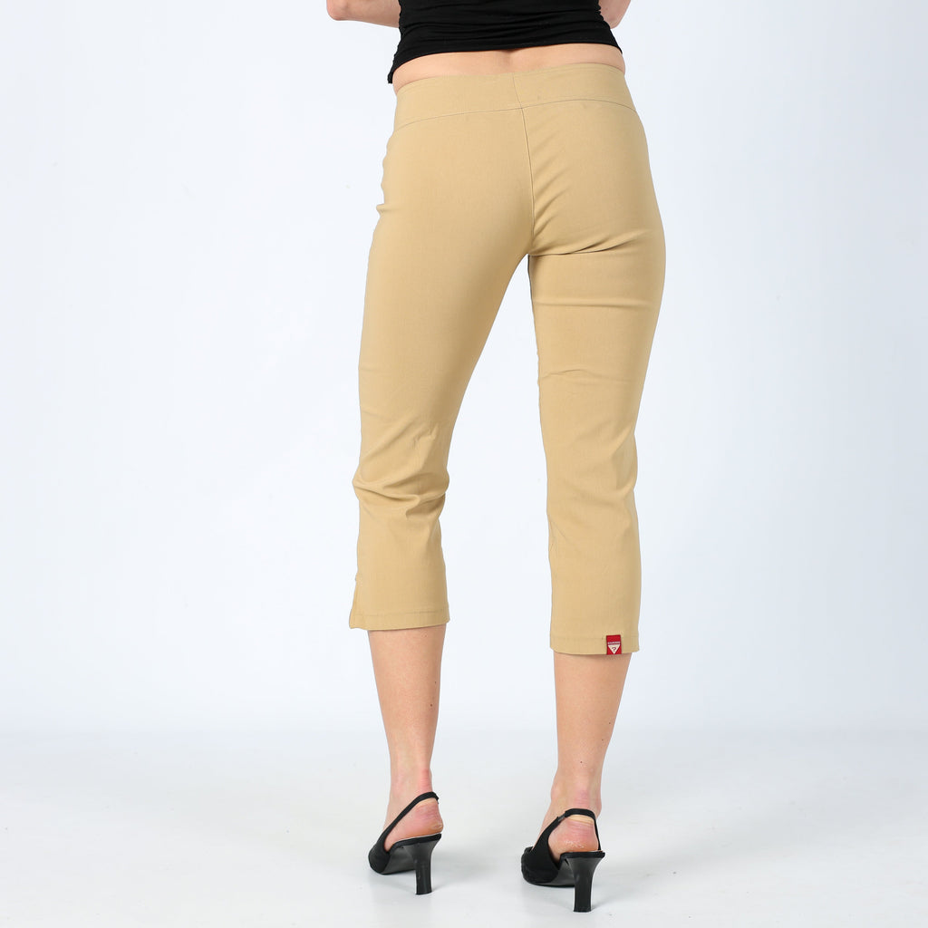 Tan 90s Guess Jeans Woven Trousers Super Flattering Chic Capris (XS)