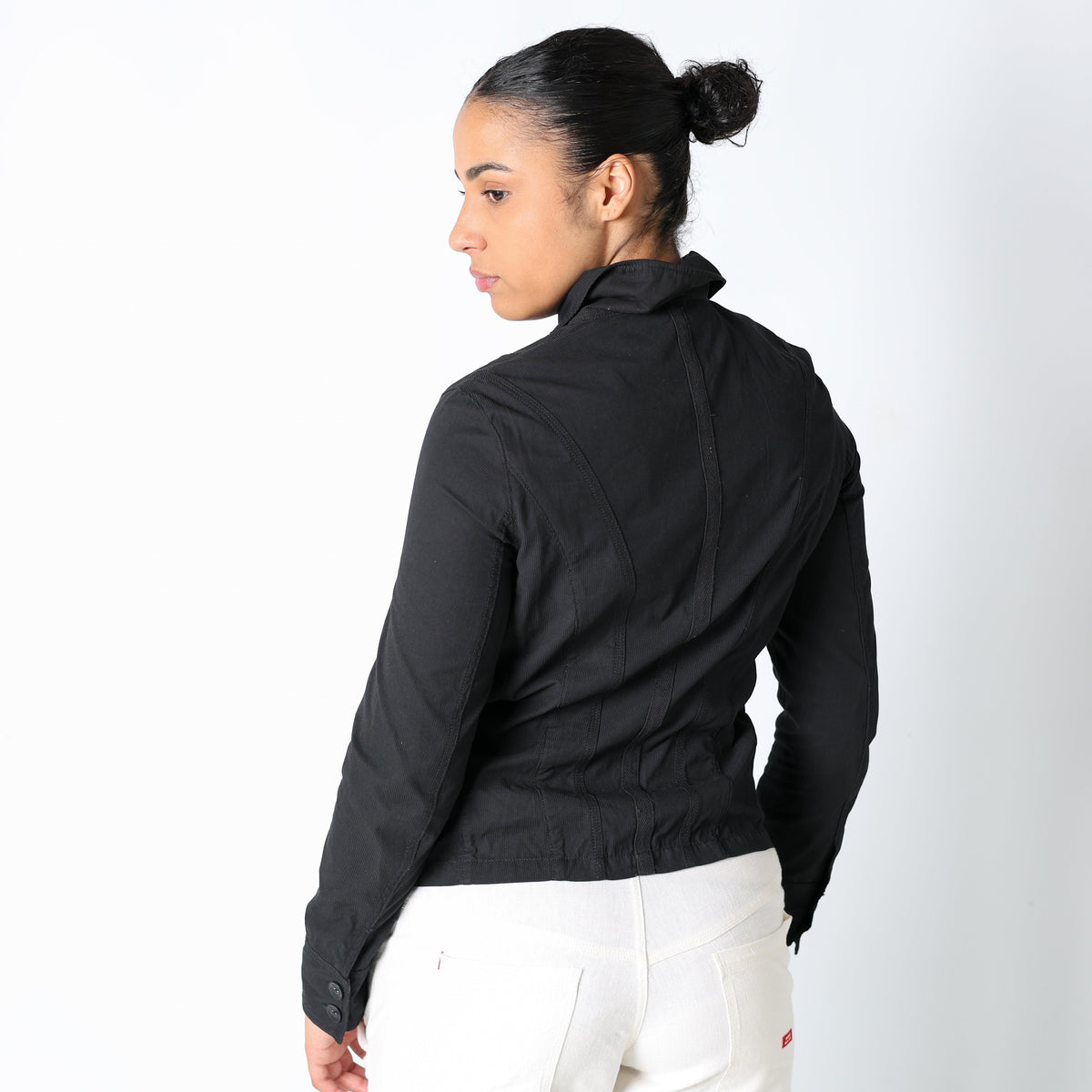 Black 90s Manguun Light jacket Pocket Detail on Front (M)